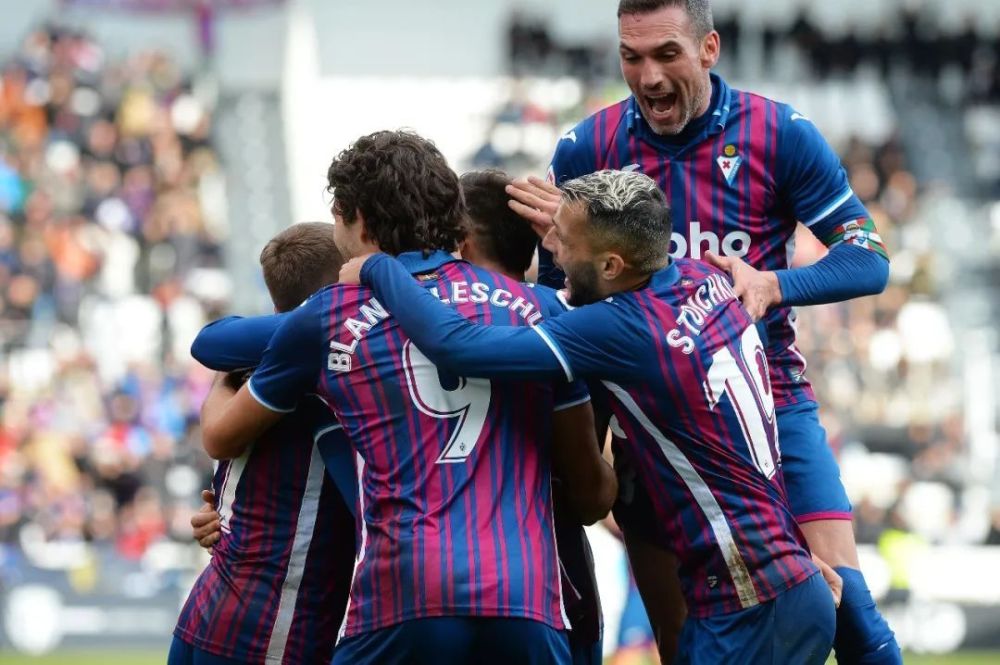 在此前的赛 在此前的赛