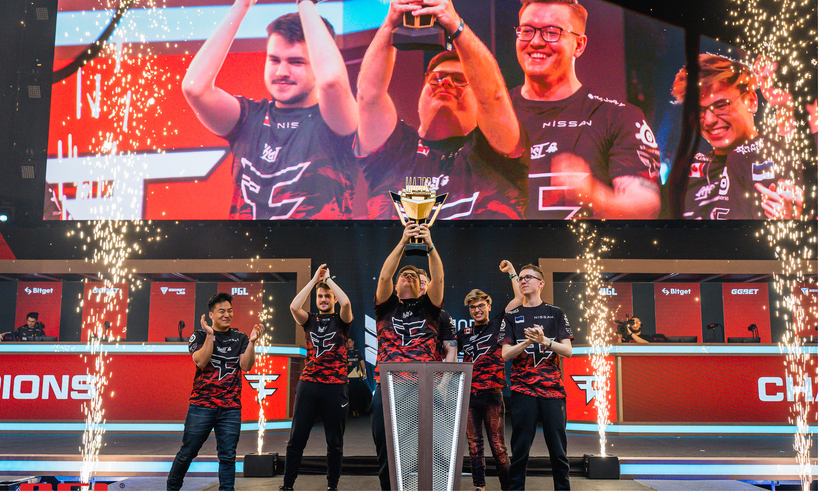 搓球和刘圣 搓球和刘圣