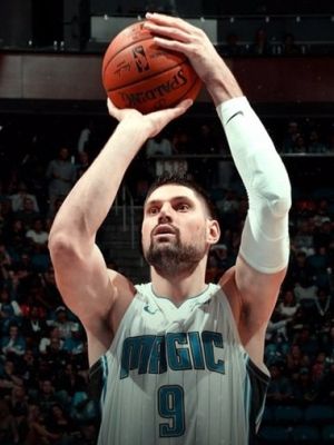 演了一场极 演了一场极